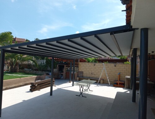 Pèrgola Tècnica motoritzada color Antracita a Els Pallaresos